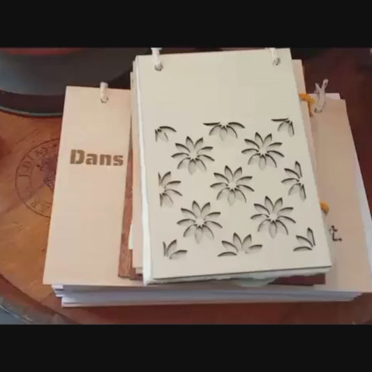 Carnet fleuri en papier chiffon &amp; couverture en contreplaqué – fait main